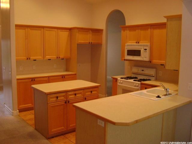 905 N 500 W, Centerville, UT 84014 — photo 2