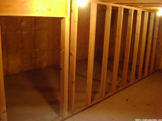 905 N 500 W, Centerville, UT 84014 — photo 9