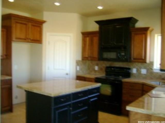 405 E 2900 S, Naples, UT 84078 — photo 4