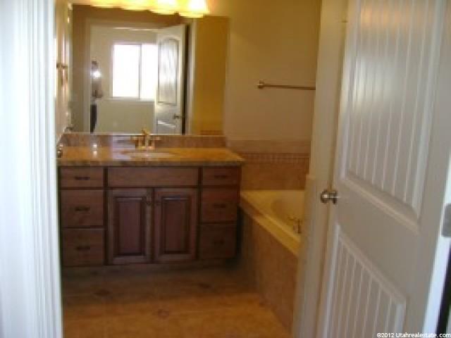 405 E 2900 S, Naples, UT 84078 — photo 6