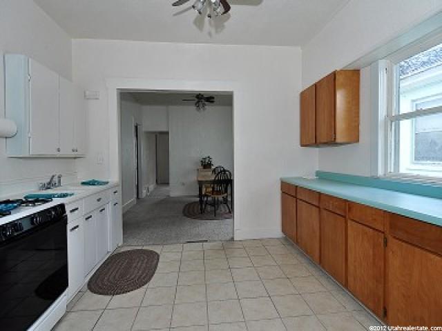 965 E 2200 St S, Ogden, UT 84401 — photo 4