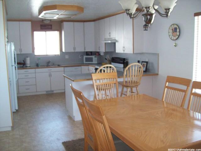 205 S 500 E, Copperton, UT 84006 — photo 2