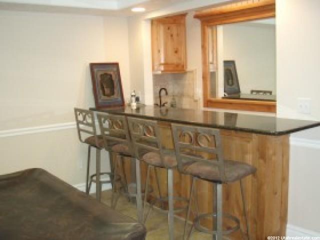 319 E Ridgeline Dr E, Washington Terrace, UT 84405 — photo 11
