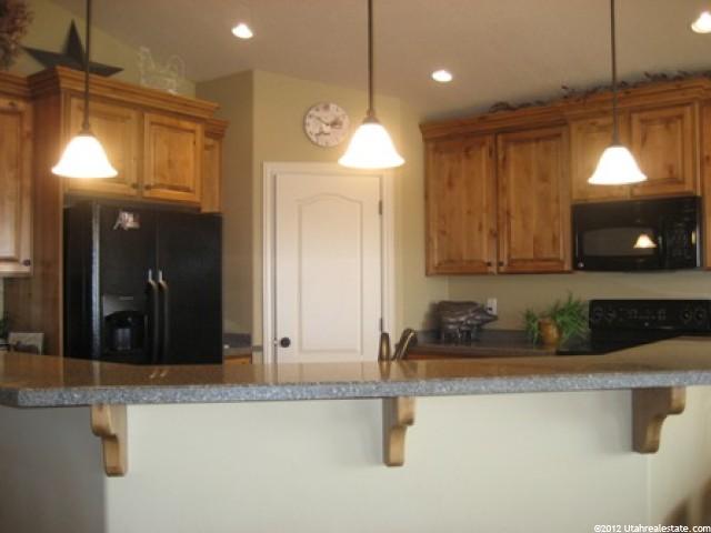 768 S 700 W, Layton, UT 84041 — photo 9