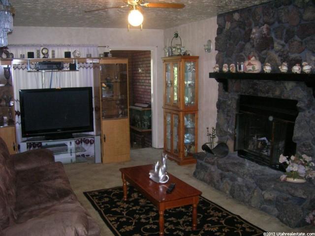 380 E 700 S, River Heights, UT 84321 — photo 2