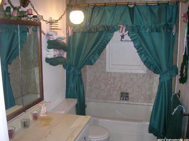 380 E 700 S, River Heights, UT 84321 — photo 5