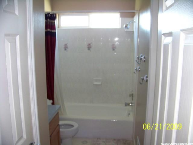488 W 500 N, Clearfield, UT 84015 — photo 5