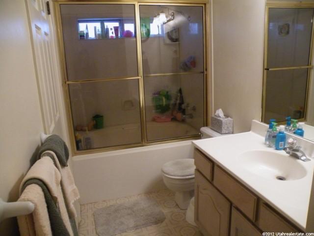 1054 W 2600 N, Layton, UT 84041 — photo 10