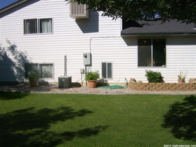 408 S 3130 W, Vernal, UT 84078 — photo 2