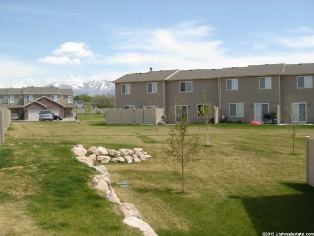 652 W 800 N, Clinton, UT 84015 — photo 3