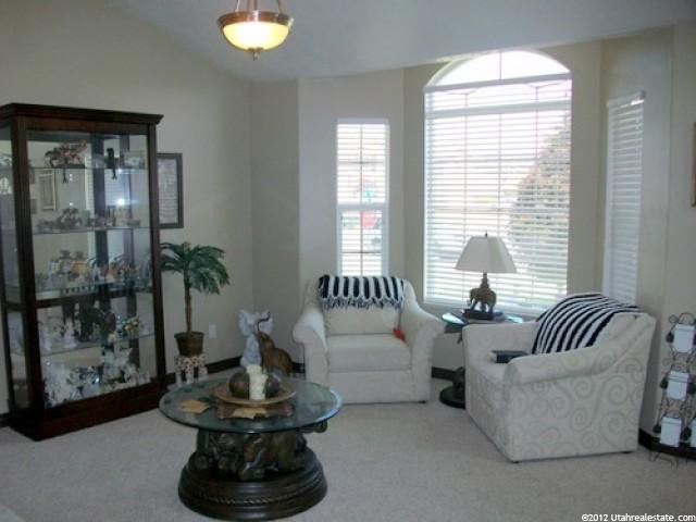 1816 S 575 E, Clearfield, UT 84015 — photo 3