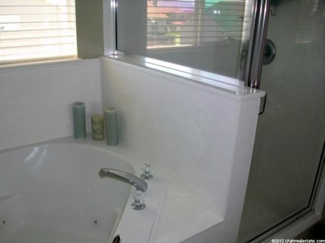 1816 S 575 E, Clearfield, UT 84015 — photo 9