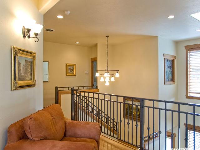 3242 Marthas Cv, Sandy, UT 84093 — photo 9