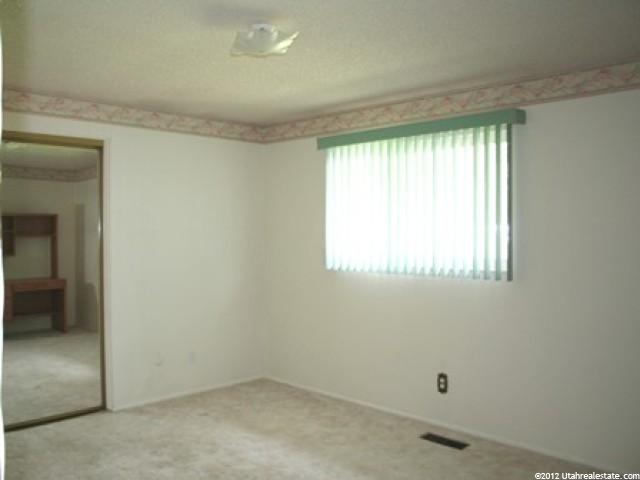 496 Stirling Dr, Fruit Heights, UT 84037 — photo 10
