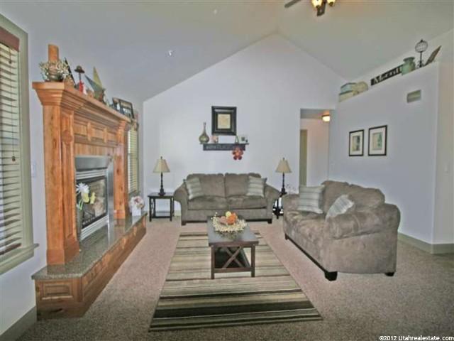 374 E 360 S, Smithfield, UT 84335 — photo 2