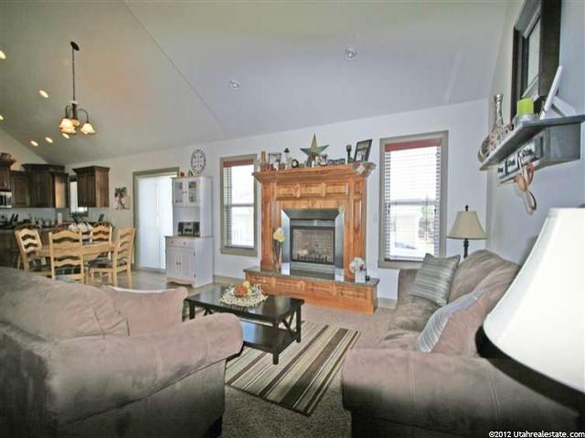 374 E 360 S, Smithfield, UT 84335 — photo 7