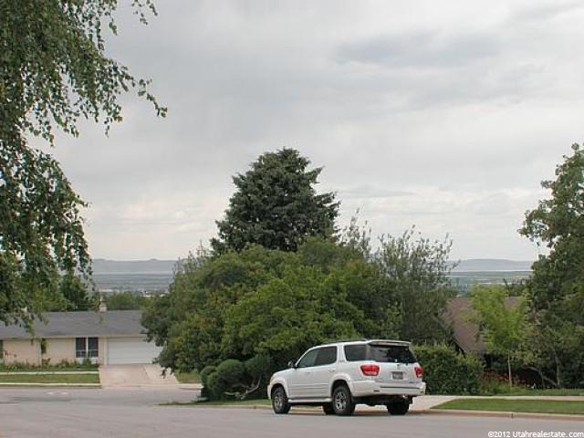 890 E Woodland Hills Dr, Bountiful, UT 84010 — photo 12