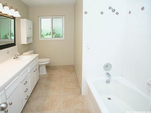 890 E Woodland Hills Dr, Bountiful, UT 84010 — photo 9