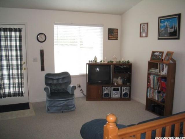 1325 N 2225 W, Layton, UT 84041 — photo 4
