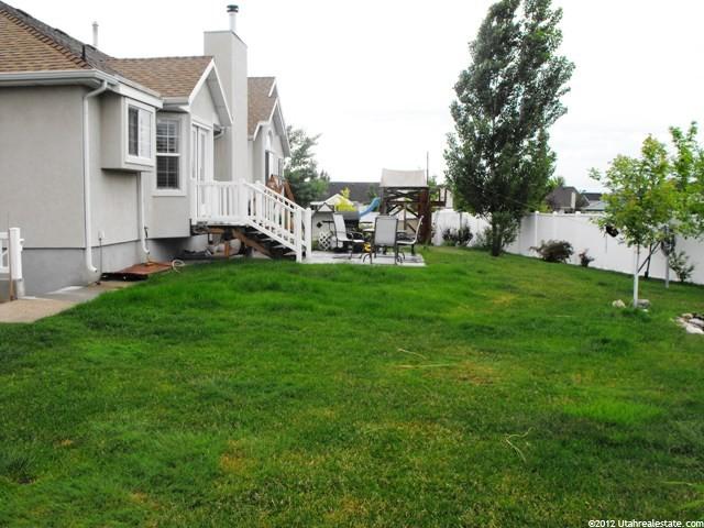 1058 W 1175 N, Clinton, UT 84015 — photo 2