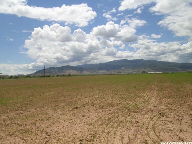 214 S 400 W, Bicknell, UT 84715 — photo 2