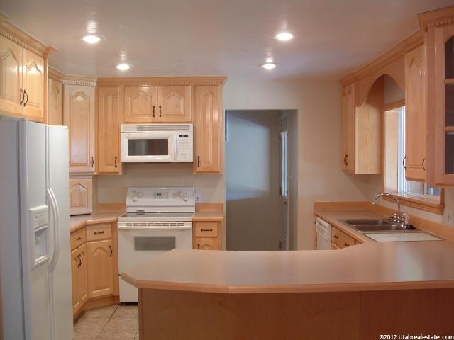 280 W 300 S, Vernal, UT 84078 — photo 6