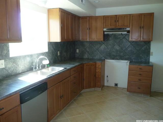 296 W 200 S, Lewiston, UT 84320 — photo 3