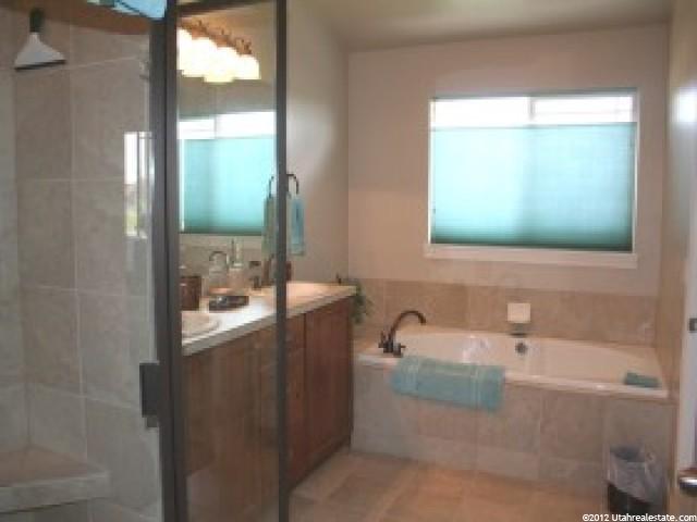 951 Mill Shadow Dr, Kaysville, UT 84037 — photo 5