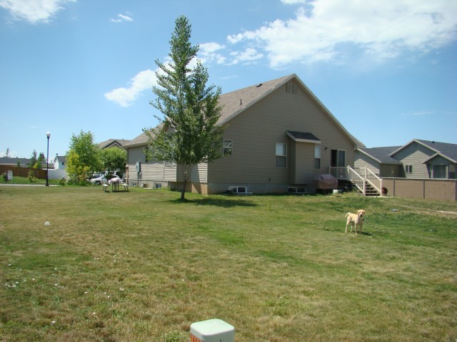 2466 W 2580 N, Clinton, UT 84015 — photo 9