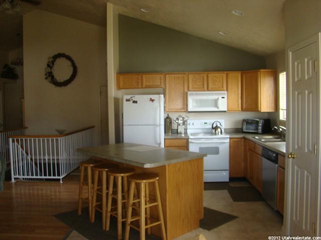 2466 W 2580 N, Clinton, UT 84015 — photo 4