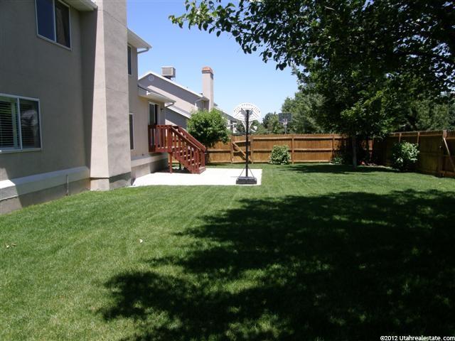 8067 Nighthawk Dr, Sandy, UT 84094 — photo 2