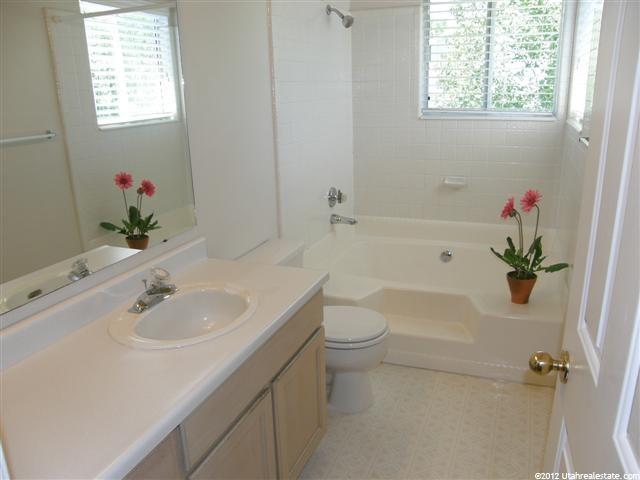 8067 Nighthawk Dr, Sandy, UT 84094 — photo 9