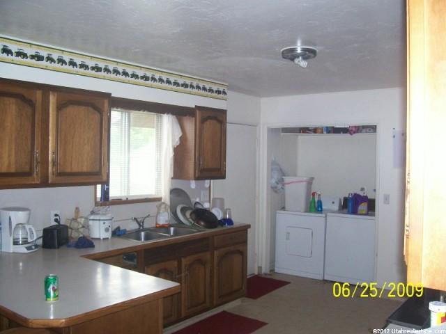 1905 E 3050 S, Vernal, UT 84078 — photo 2