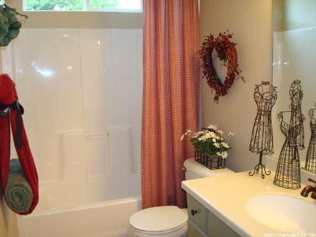 51 W 650 N, Centerville, UT 84014 — photo 9