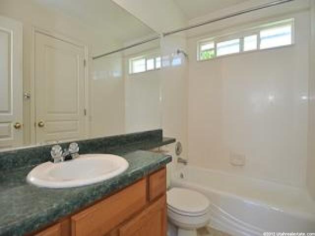 937 W 4200 S, Riverdale, UT 84405 — photo 4