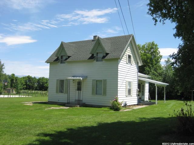 460 S Center St, Wellsville, UT 84339 — photo 2