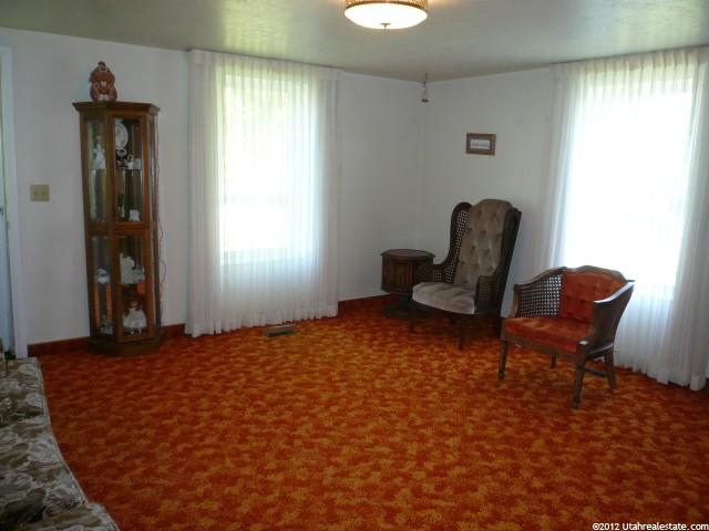 460 S Center St, Wellsville, UT 84339 — photo 5