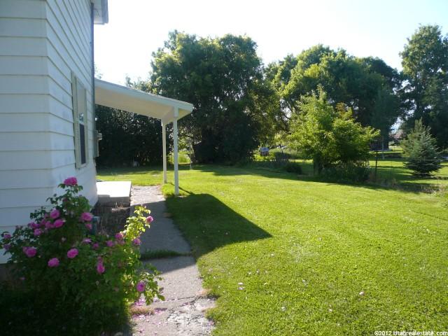 460 S Center St, Wellsville, UT 84339 — photo 10