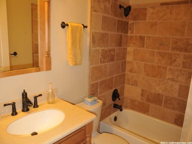 1725 E Sego Lily Dr, Sandy, UT 84092 — photo 11