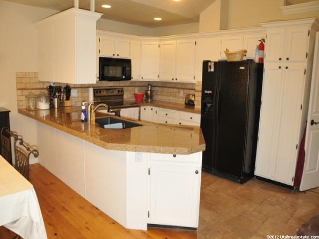 1725 E Sego Lily Dr, Sandy, UT 84092 — photo 3