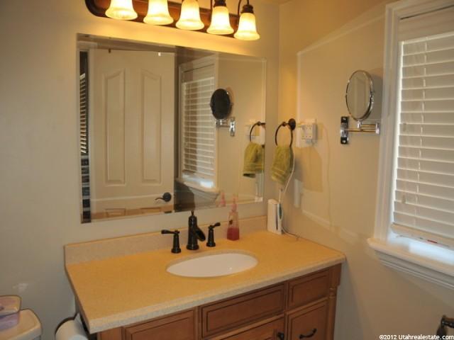 1725 E Sego Lily Dr, Sandy, UT 84092 — photo 7
