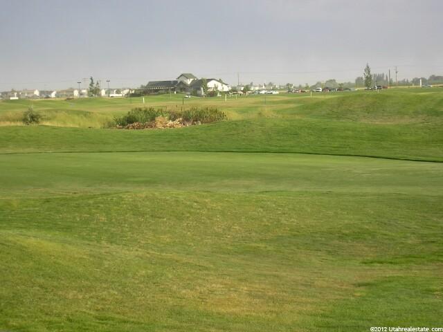 3279 Saint Andrews Dr, Syracuse, UT 84075 — photo 2