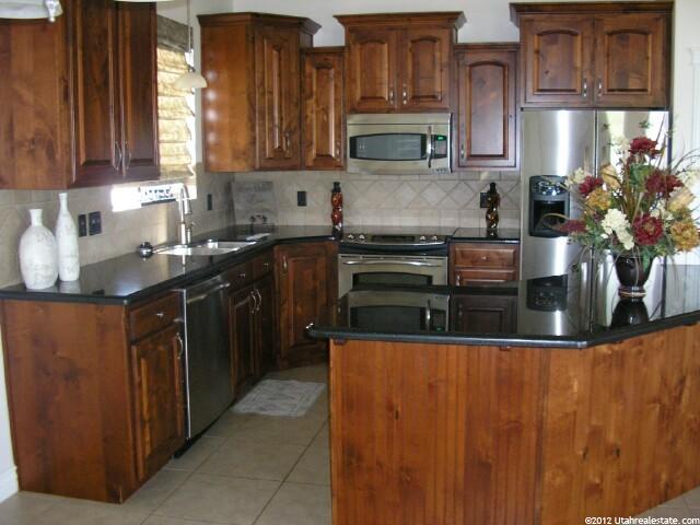 3279 Saint Andrews Dr, Syracuse, UT 84075 — photo 3