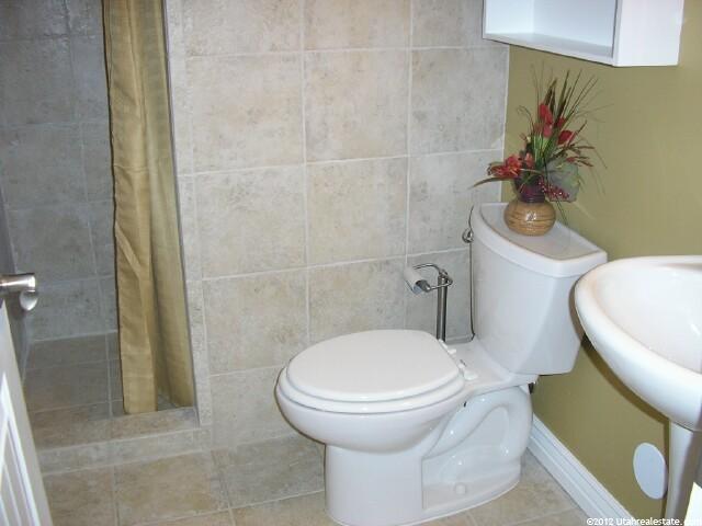 3279 Saint Andrews Dr, Syracuse, UT 84075 — photo 8