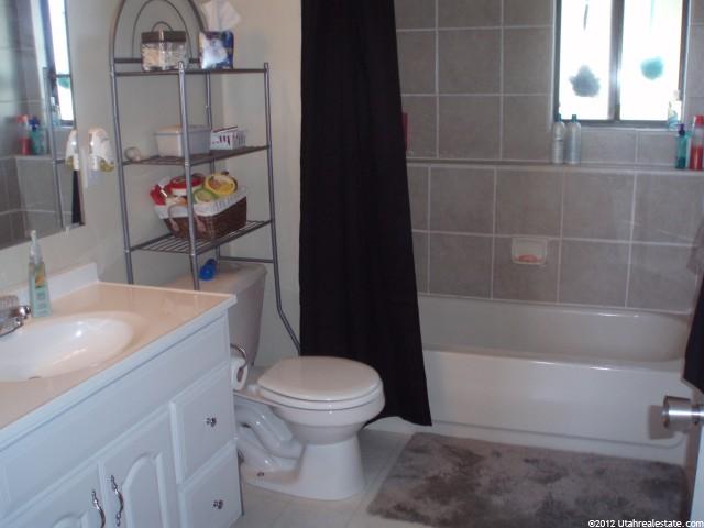 4887 S 3700 W, Roy, UT 84067 — photo 8