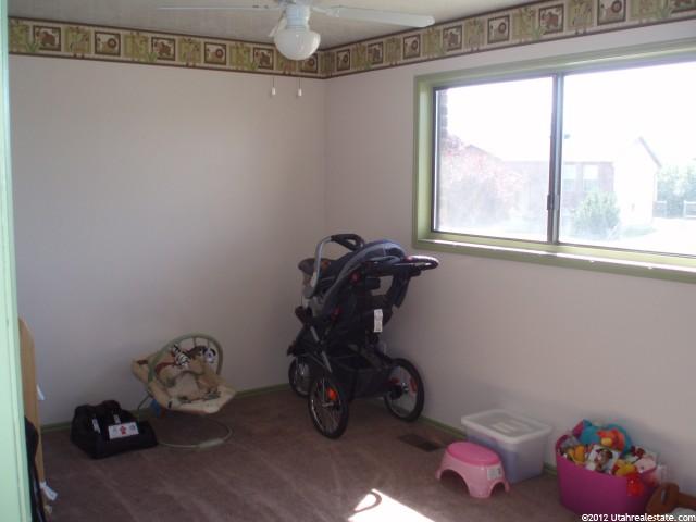 4887 S 3700 W, Roy, UT 84067 — photo 9