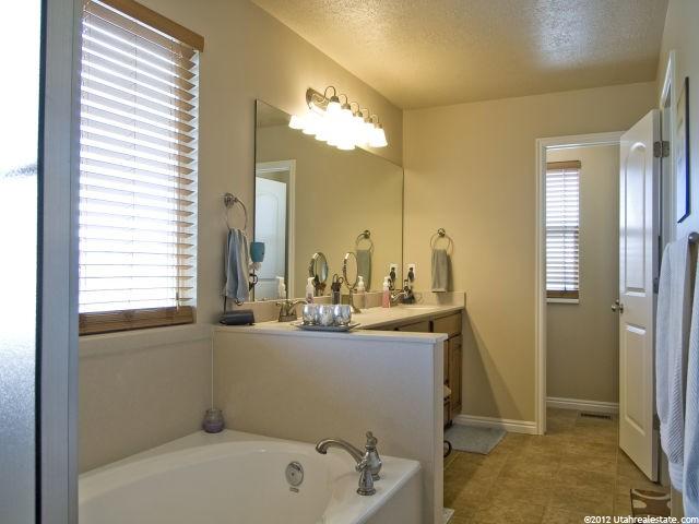 4458 W 5825 S, Hooper, UT 84315 — photo 11