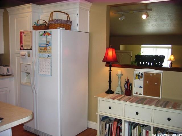 587 S 2925 W, Syracuse, UT 84075 — photo 3