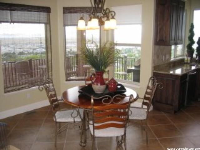 581 Oakview Ct, North Salt Lake, UT 84054 — photo 7