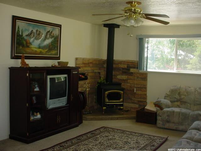 656 S 7700 E, Huntsville, UT 84317 — photo 3